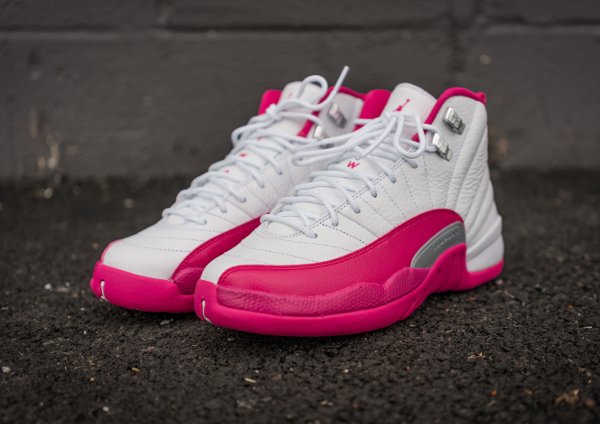 Air Jordan 12 Retro Vivid Pink (1)