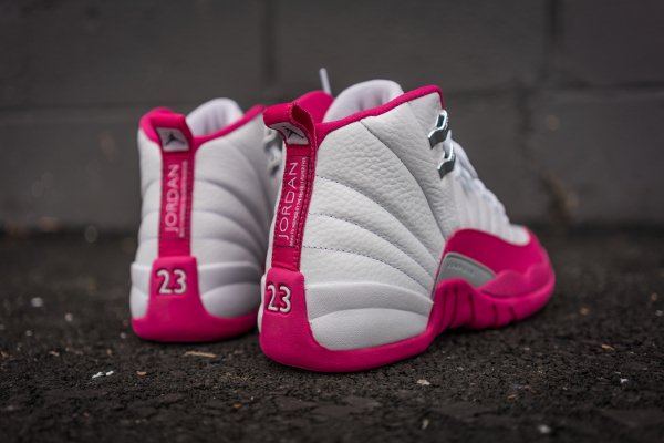 Air Jordan 12 Retro Vivid Pink (6)