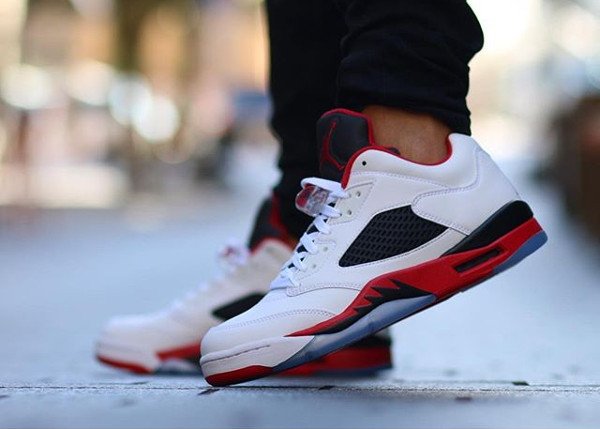 Air Jordan 5 Basse Fire Red pas cher (2)