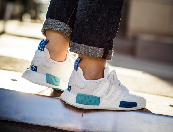 Basket Adidas NMD R1 Boost W City White Blue Glow Sao Paulo pas cher (7)