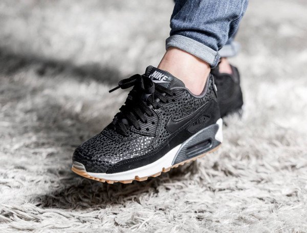 Basket Nike Air Max 90 PRM Black Safari Gum (1)