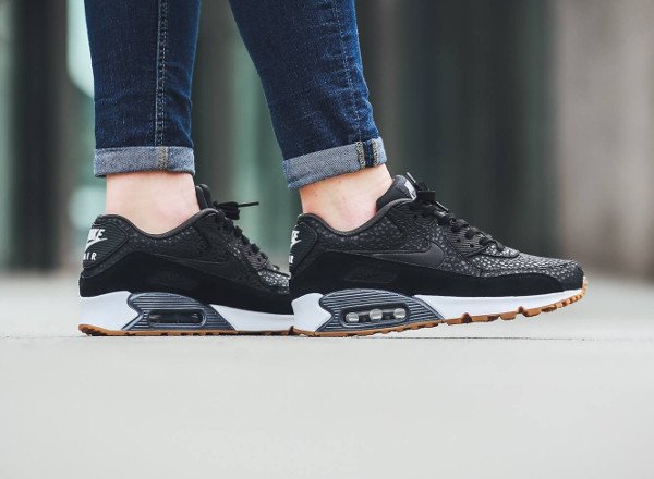 Basket Nike Air Max 90 PRM Black Safari Gum (4)