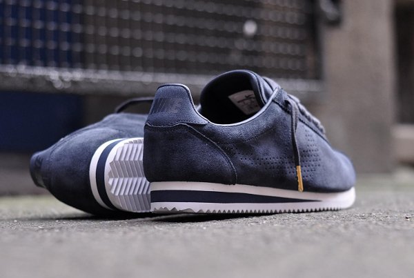 Chaussure Nike Cortez Lux Premium Dark Obsidian homme (2)