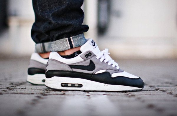 Nike Air Max 1 Graphite - Biggie Smalls