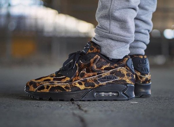 Nike Air Max 90 ID Pony Hair - @jojodelpueblo