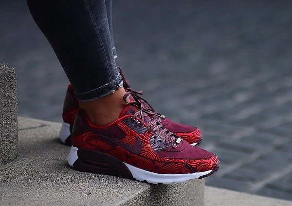 Nike Air Max 90 Ultra LOTC Shanghai Maroon Red QS pas cher (1)