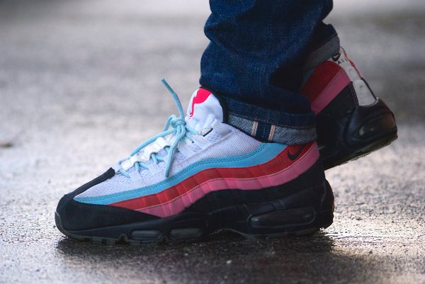 Nike Air Max 95 Parra Running The Man (crédit photo)