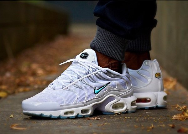 air max plus ice blue