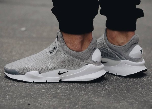 Nike Sock Dart Medium Grey pas cher