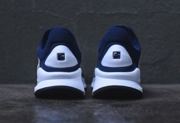 Nike Sock Dart Midnight Navy (bleue) (2)