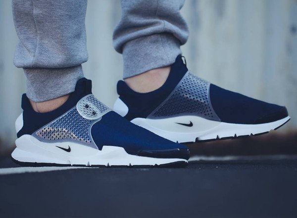 Nike Sock Dart Midnight Navy pas cher (1)