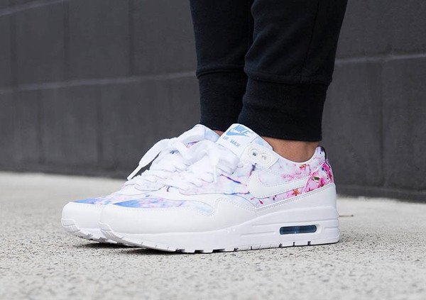 Nike Wmns Air Max 1 Print Floral Cherry Blossom Sakura pas cher