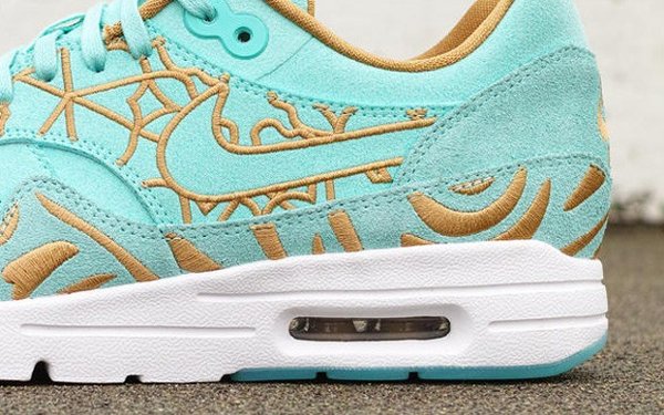 Nike Wmns Air Max 1 Ultra LOTC Paris City of Lights (1)