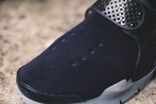 NikeLab Sock Dart Tech Fleece Black Cool Grey (4)