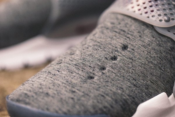 NikeLab Sock Dart Tech Fleece Grey Heather Mulberry (2)