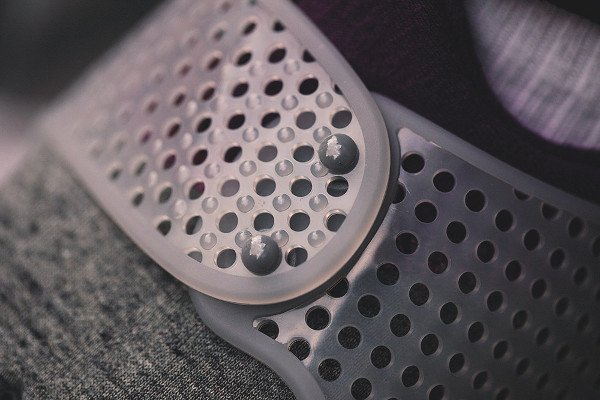 NikeLab Sock Dart Tech Fleece Grey Heather Mulberry (3)