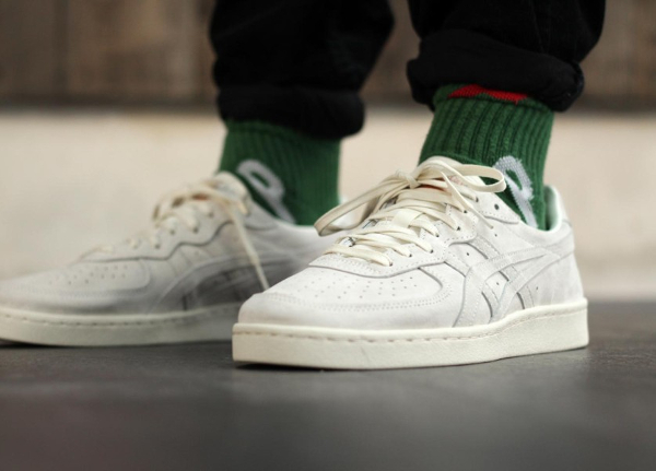 Asics Onitsuka Tiger GSM Suede Rose Gold Slight White