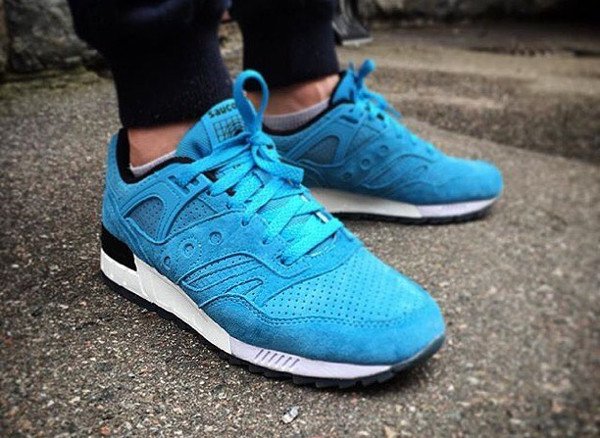 Saucony Grid SD No Chill Blue -@ rifflerhymes