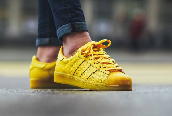 adidas superstar jaune moutarde