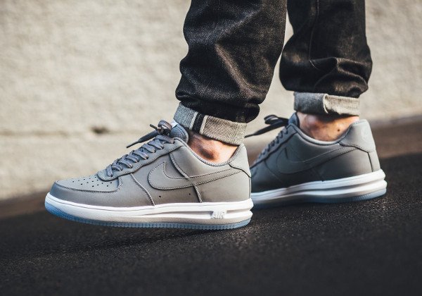 acheter Nike Lunar Force 1 '14 Low Suede Cool Grey Ice pas cher (2)