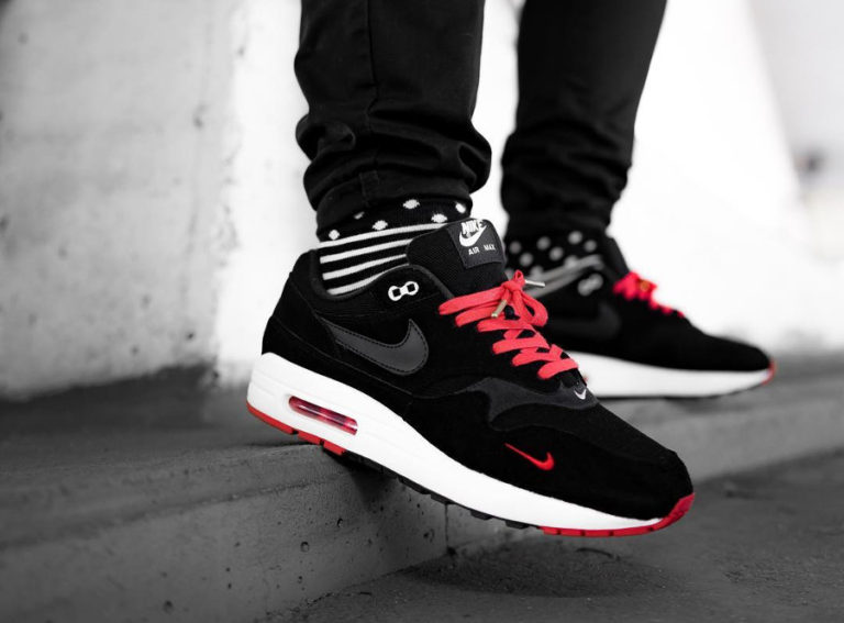 air max 1 mini swoosh