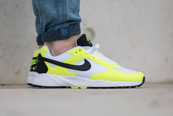 basket Nike Air Icarus NSW OG White Black Volt Retro 2016 pas cher (1)