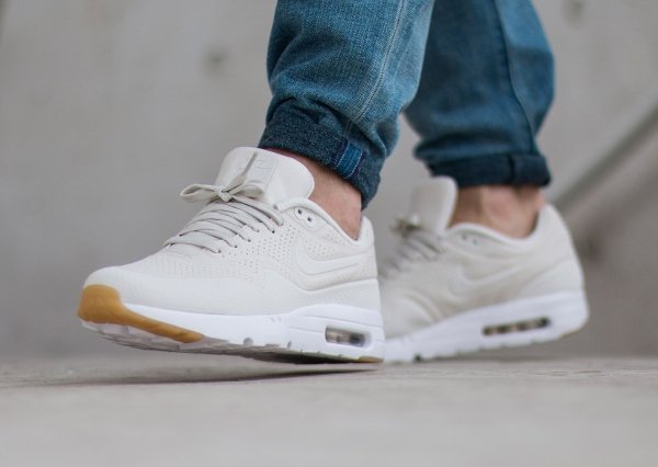 basket Nike Air Max 1 Ultra Moire Phantom White Gum pas cher (4)