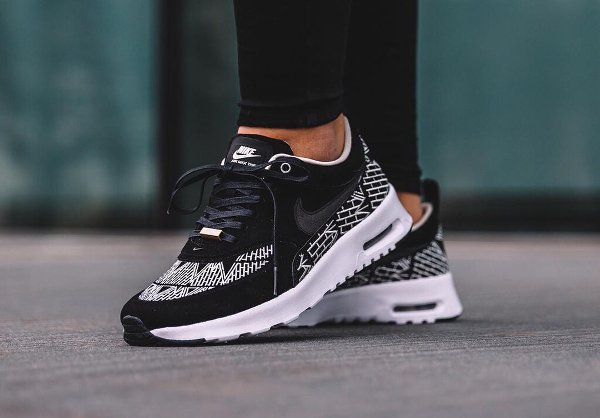 Nike Air Max Thea Ultra Womens 844926 001 Black White Running 