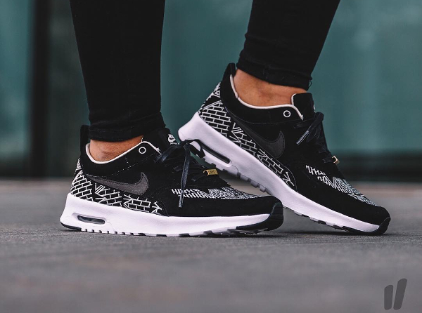 Nike air max thea pas cher femme sale