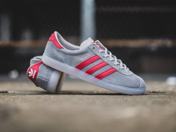 chaussure Adidas Hochelaga Spezial Light Onix Power Red (1)