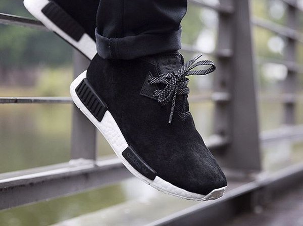 chaussure Adidas NMD C1 Chukka Boost Suede Core Black pas cher (1)