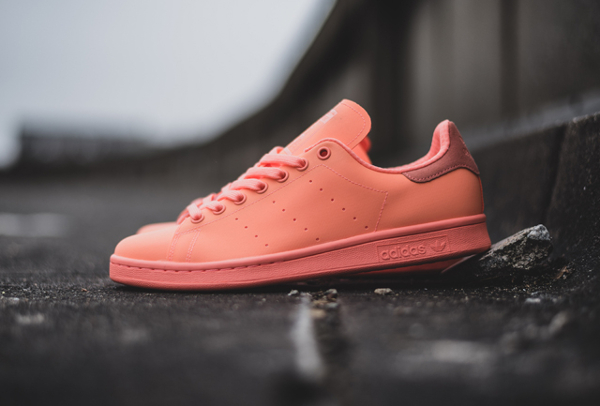 stan smith rose fluo