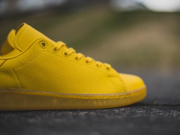 chaussure Adidas Stan Smith Adicolor jaune homme et femme (5)
