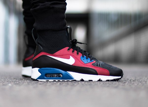 chaussure HTM x Nike Air Max 90 Ultra Superfly T par Tinker Hatfield (2)