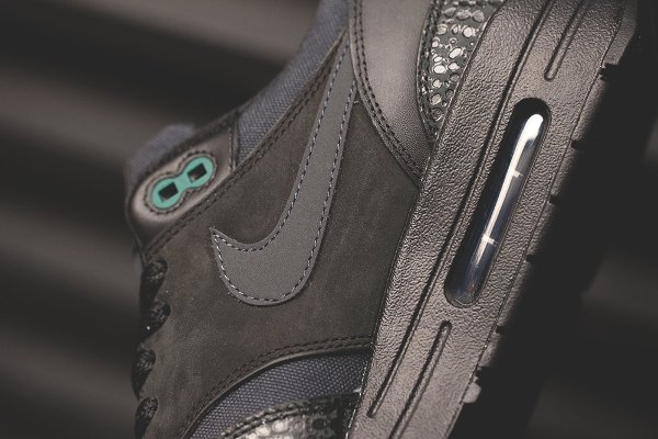 chaussure Nike Air Max 1 Premium Safari Black Bonsai Quickstrike (6)