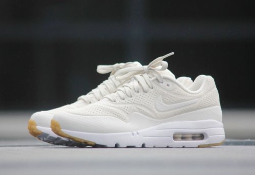 nike air max 1 ultra moire phantom gum