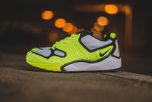 chaussure Nike Air Zoom Talaria OG SP White Volt 2016 (1)