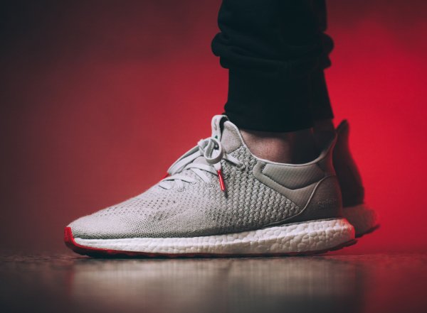 chaussure Solebox x Adidas Consortium Ultra Boost UNCGD (3)