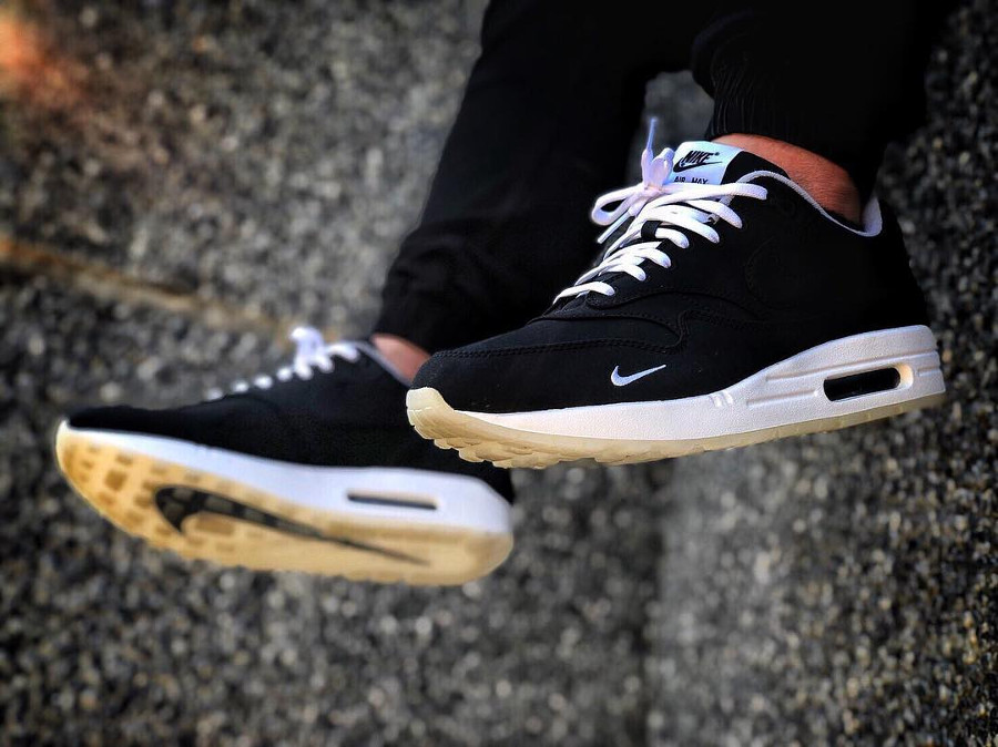 air max 1 dsm black