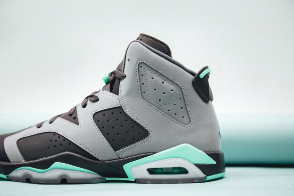 Basket Air Jordan 6 Retro Green Glow (3)