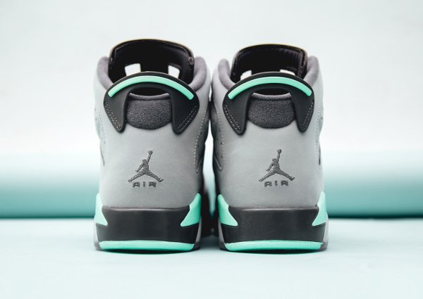 Basket Air Jordan 6 Retro Green Glow (6)