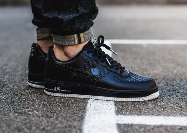 Basket Nike Air Force 1 Low 07 LV8 Woven Black (4)