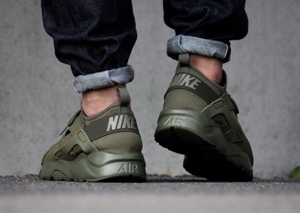 Basket Nike Air Huarache Run Ultra Breathe Medium Olive (2)