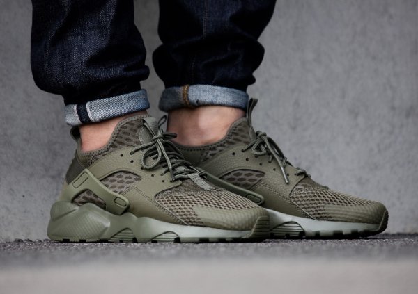 nike ultra breathe khaki