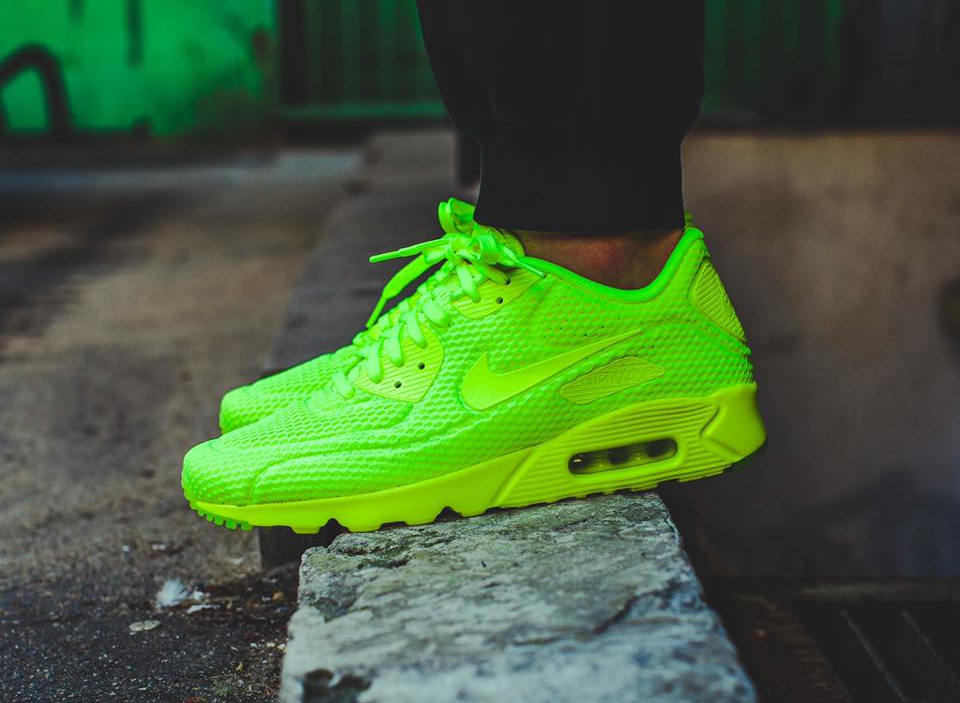 غوي طويل محرق air max 90 fluo 