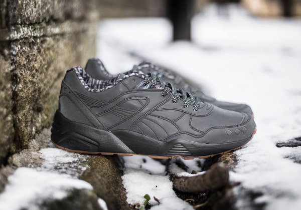 Chaussure Alife NYC x Puma R698 noire réfléchissante (1)