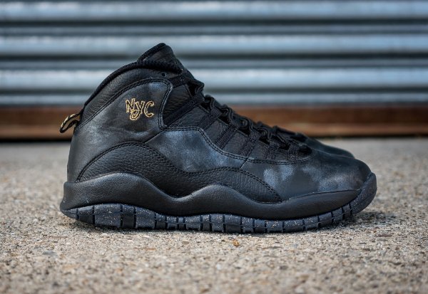 Chaussure Nike Air Jordan 10 Retro NYC (2)