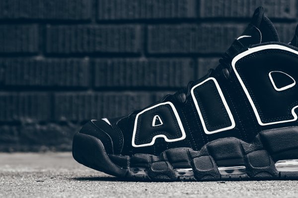 Chaussure Nike Air More Uptempo OG noire retro 2016 pas cher (3)