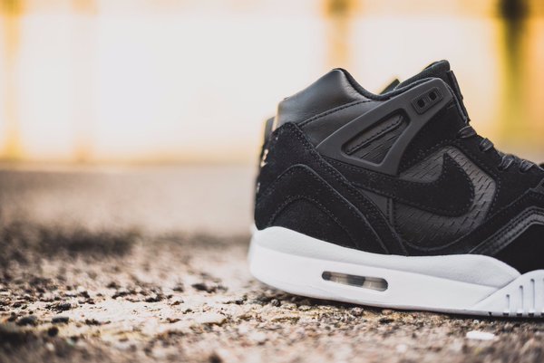 Chaussure Nike Air Tech Challenge II Laser noire (2)