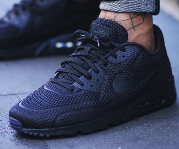 Nike Air Max 90 Ultra BR Triple Black pas cher (1)